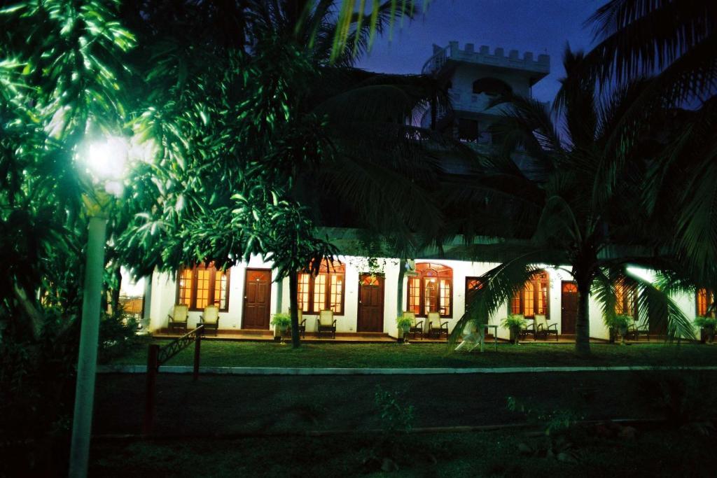 Hotel Lagoon Paradise Negombo Ruang foto